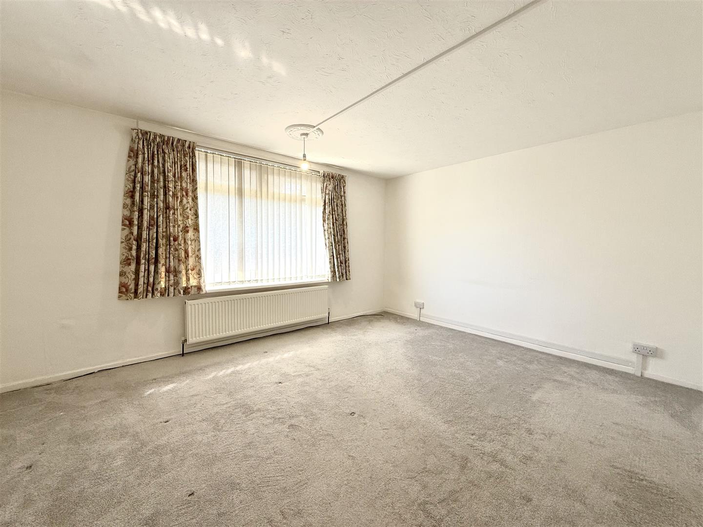 Glan Yr Afon Court, Sketty, Swansea, SA2 9JB